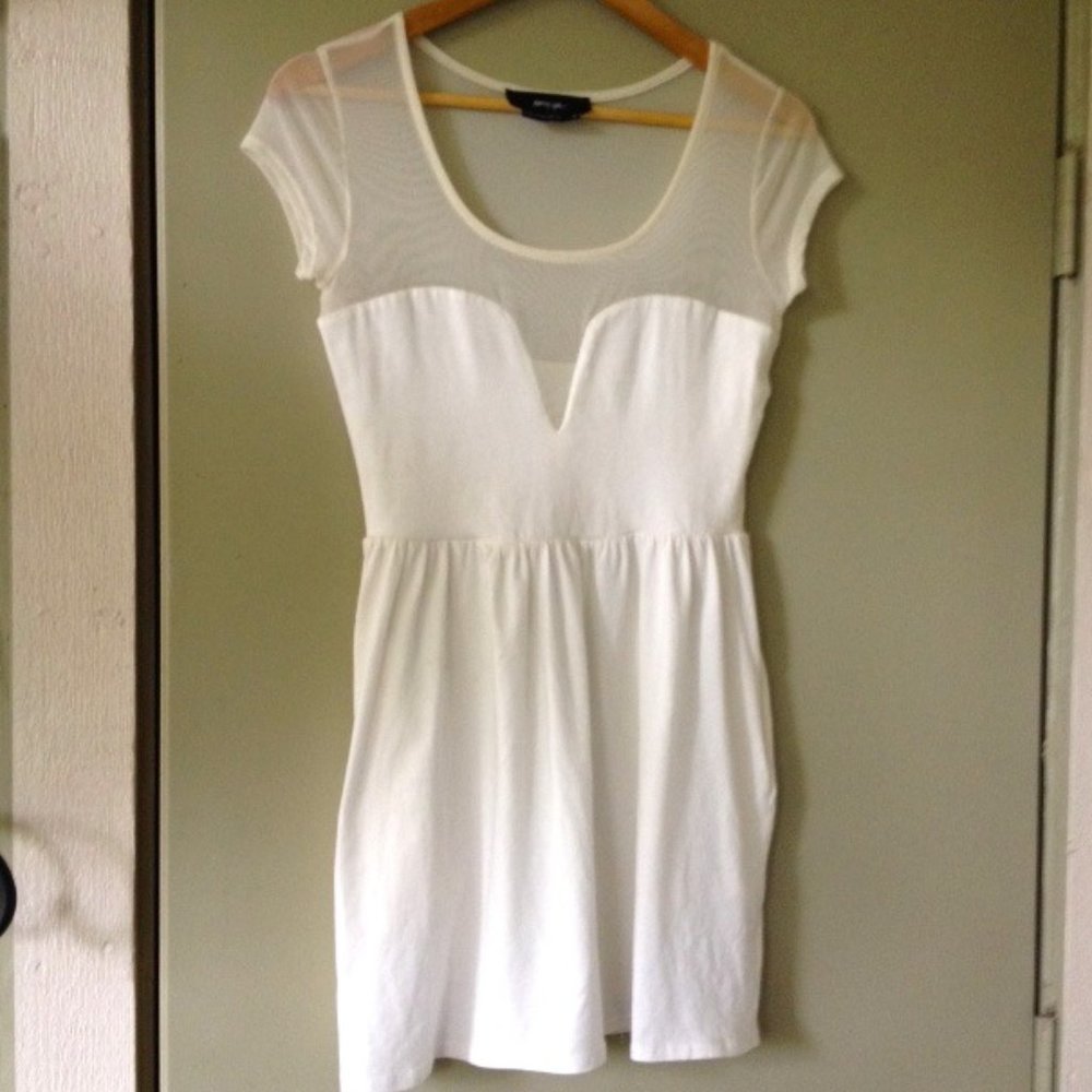 Nasty Gal Med Mini Dress Ivory Off-white Mesh Yoke cap sleeves 2 side pockets M